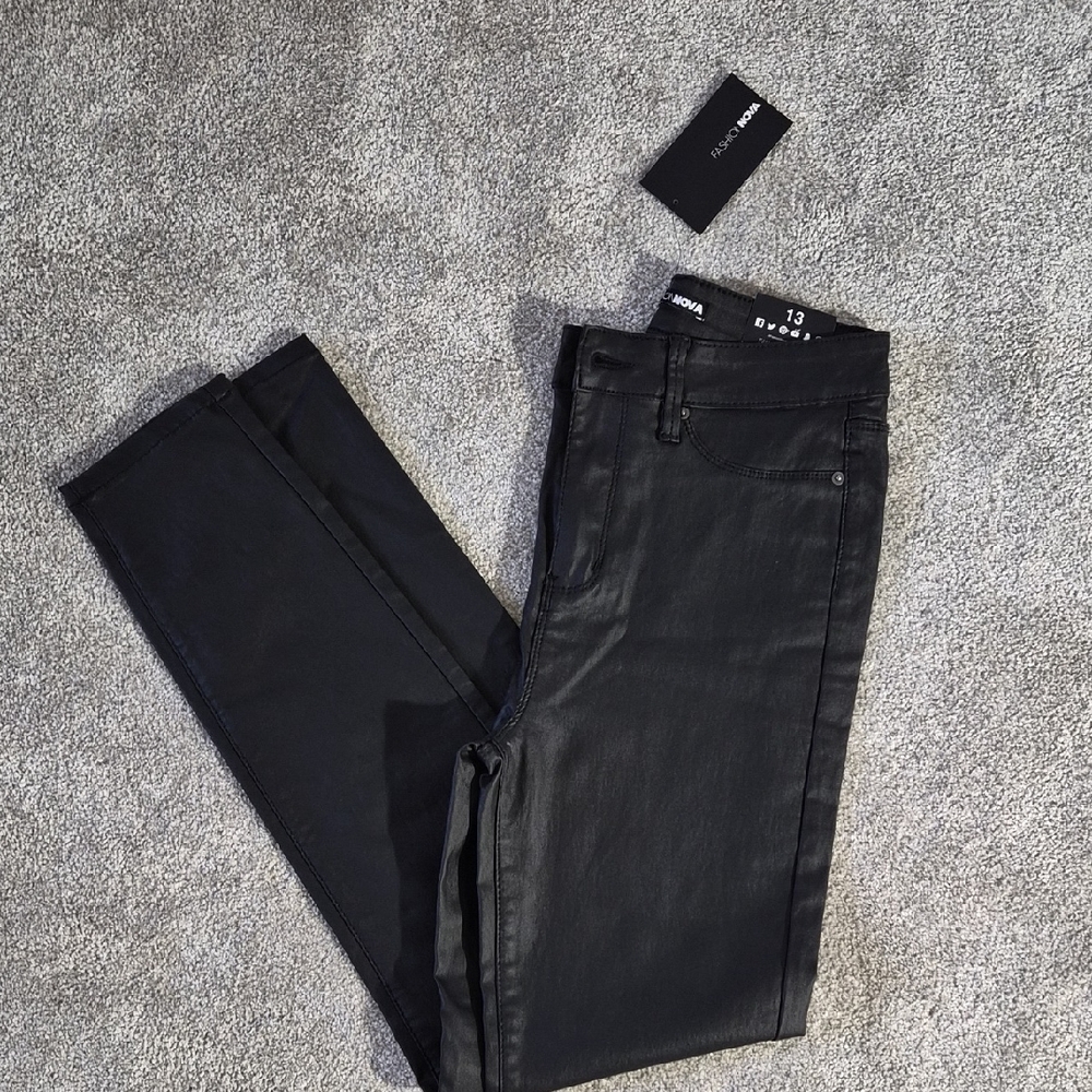 Fashion Nova Black Skinny Pants